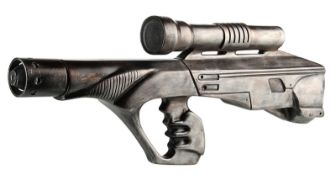 FARSCAPE (TV 1999-2003) - Peacekeeper Pulse Rifle A Peacekeeper Pulse Rifle from the sci-fi